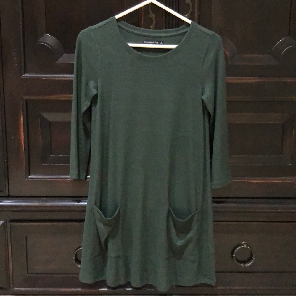 NWOT Hunter Green Abercrombie & Fitch Dress